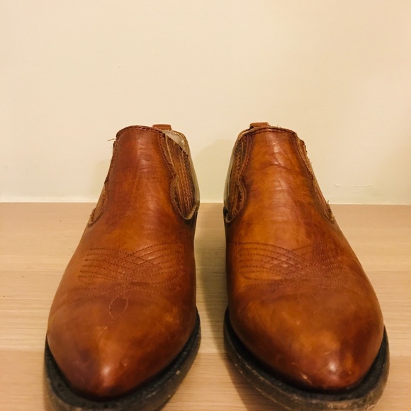 Frye Low Cut Bootie - Picture 3 of 4